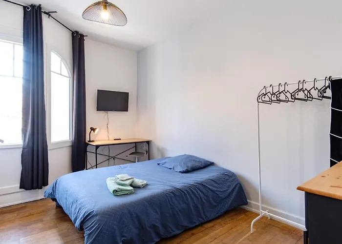 ホームステイ Dans Colocation - - *